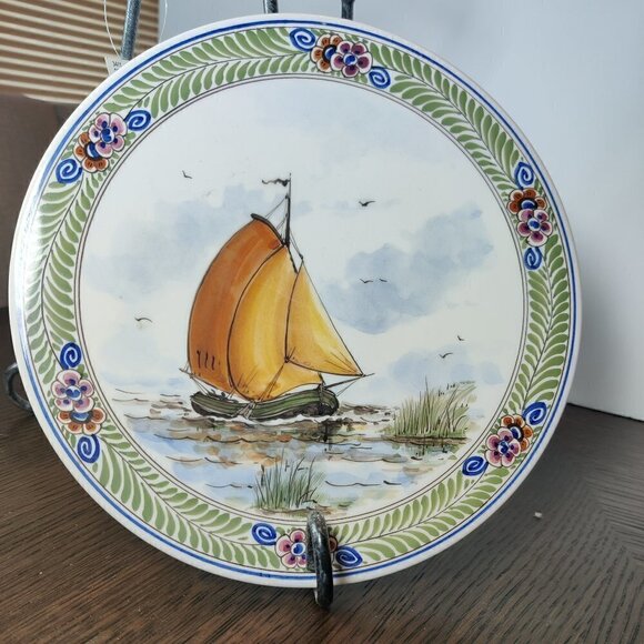 Delft Plate Handpainted Boat Scene Vintage, Ready with hanger. 8" plate Signed - Picture 5 of 7